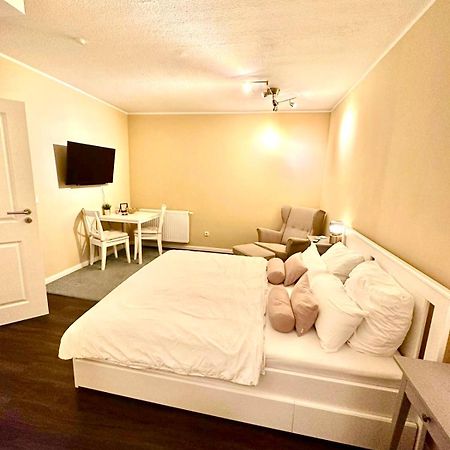 Zentrales Apartment Mit Terrasse ブレーメン エクステリア 写真