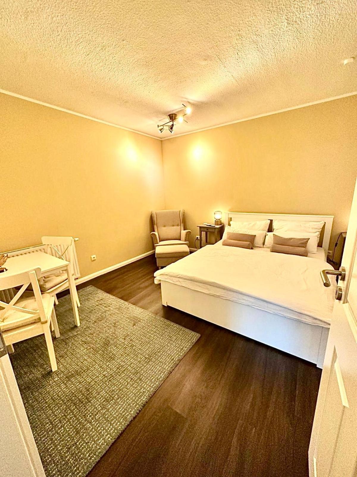 Zentrales Apartment Mit Terrasse ブレーメン エクステリア 写真