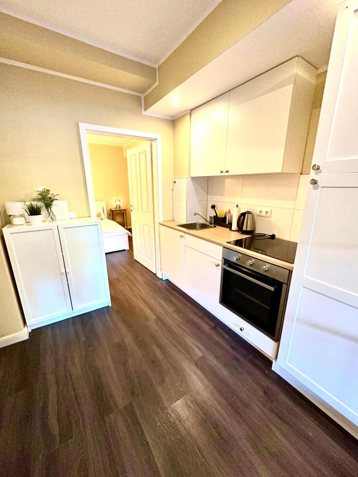 Zentrales Apartment Mit Terrasse ブレーメン エクステリア 写真