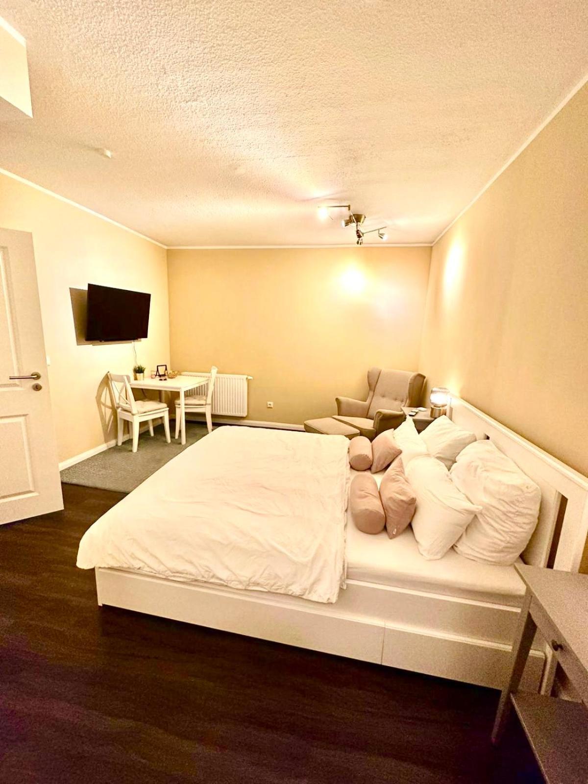 Zentrales Apartment Mit Terrasse ブレーメン エクステリア 写真